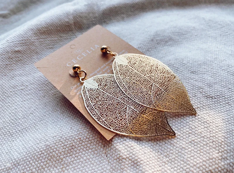 Filigree Large Leaf Pendant Earrings