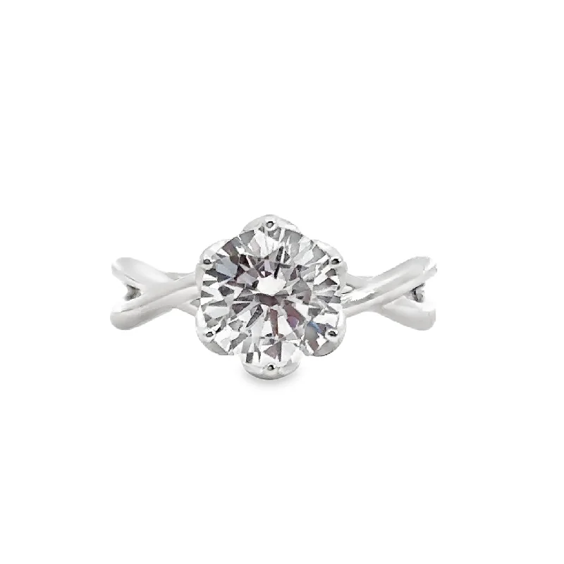 Padis Classique Solitaire Engagement Ring