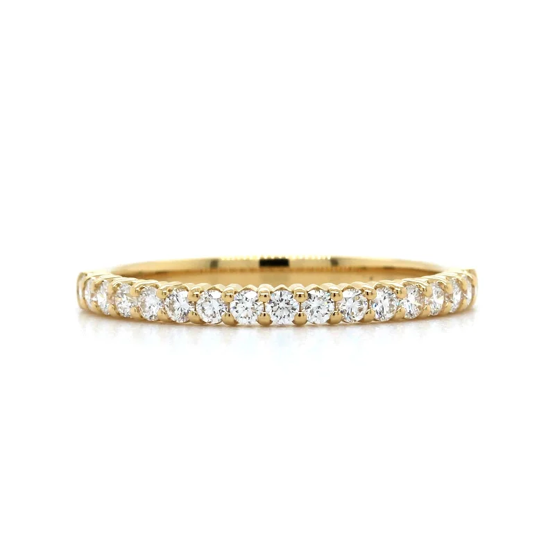 18K Yellow Gold Shared Prong Diamond Band