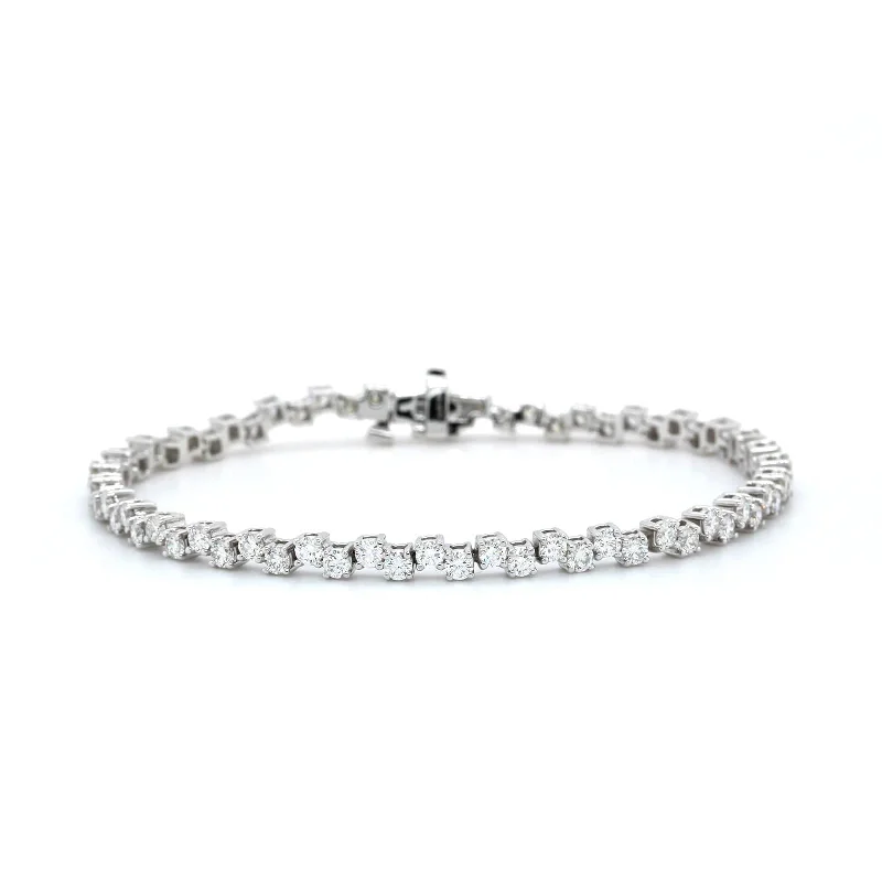 18K White Gold Zigzag Diamond Bracelet